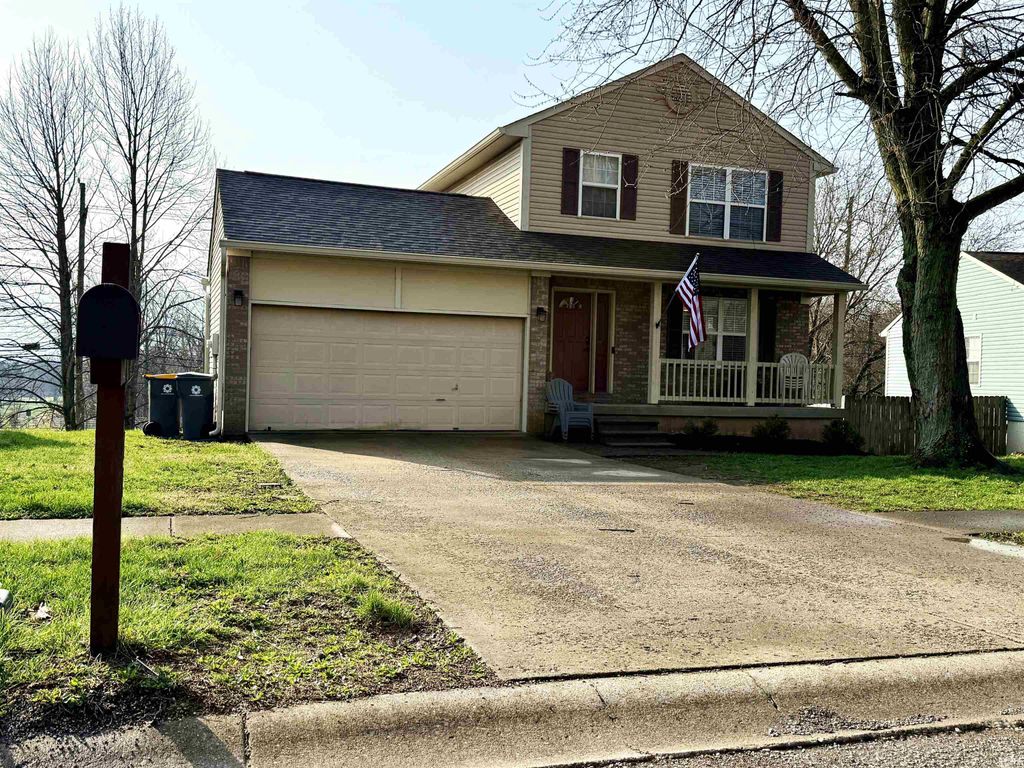 2737 S Pine Meadows Drive, Bloomington, IN 47403