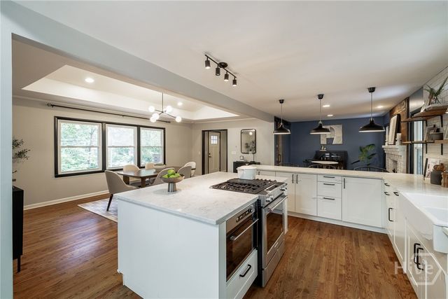 130 Oakdale Road, Athens, GA 30606
