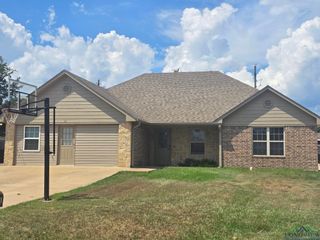 301 Pruitt St., Longview, TX 75605