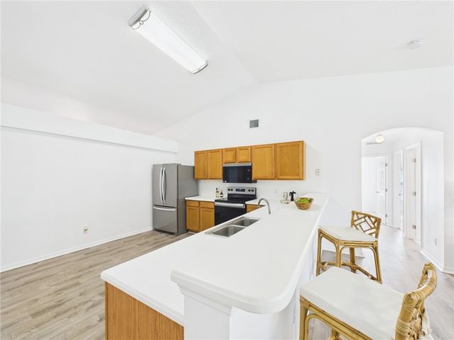 8135 100th Avenue, Vero Beach, FL 32967