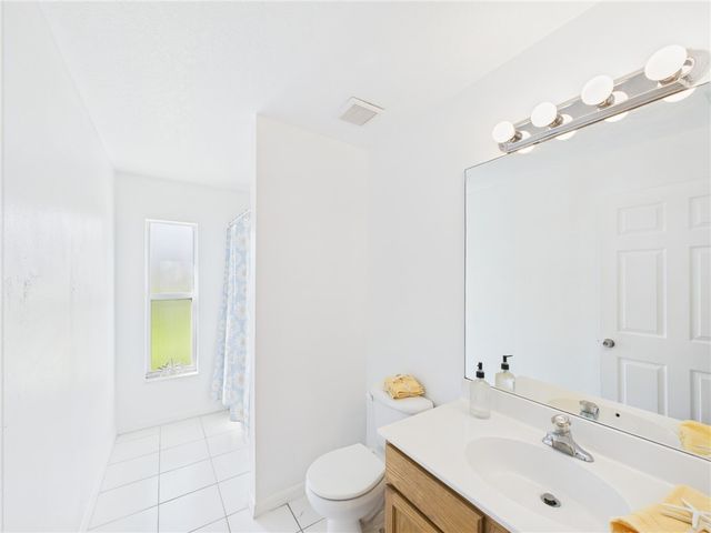 8135 100th Avenue, Vero Beach, FL 32967