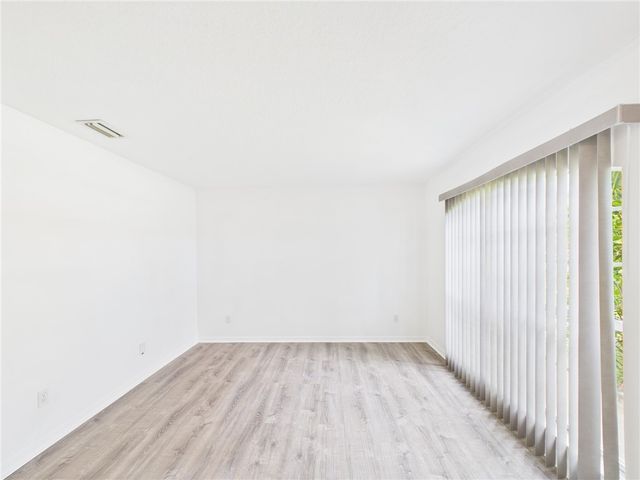 8135 100th Avenue, Vero Beach, FL 32967