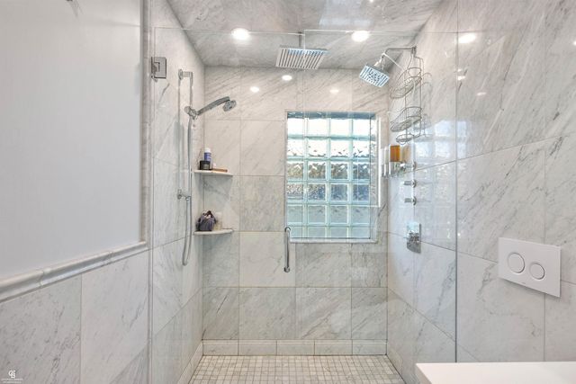 22640 Wildwood Street, Saint Clair Shores, MI 48081