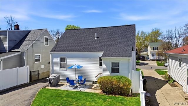 211 Fairfield Avenue, Tonawanda, NY 14223