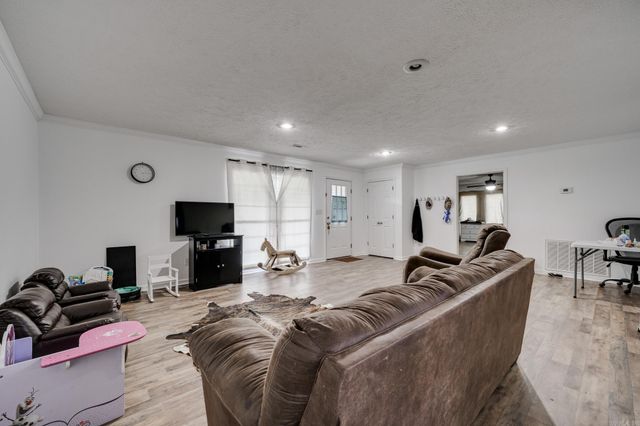 980 S highway 305 Highway, Searcy, AR 72143