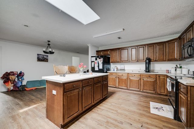 980 S highway 305 Highway, Searcy, AR 72143