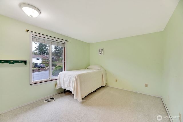 28833 11th Avenue S, Federal Way, WA 98003