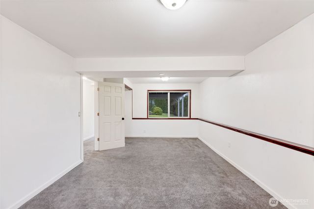 28833 11th Avenue S, Federal Way, WA 98003