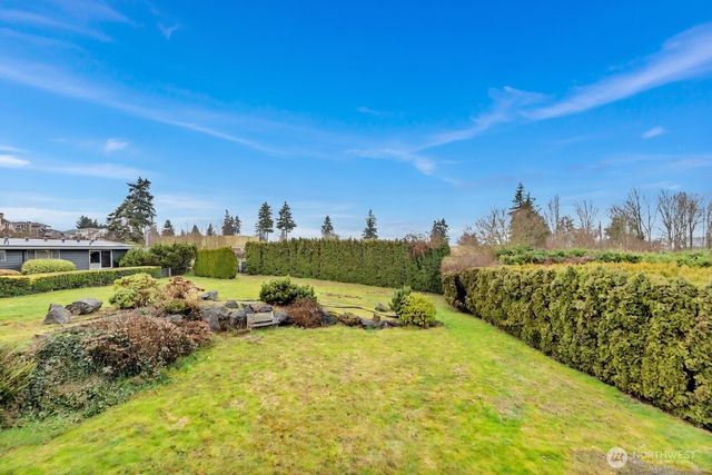28833 11th Avenue S, Federal Way, WA 98003