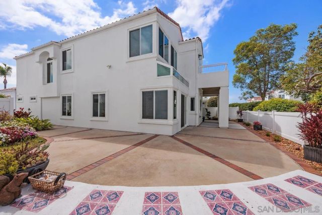4972 Lerkas Way, Oceanside, CA 92056