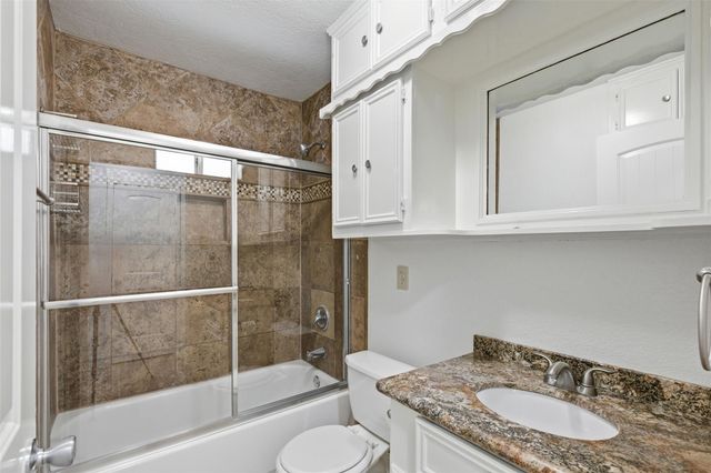 1418 Thomas Avenue, Pasadena, TX 77506