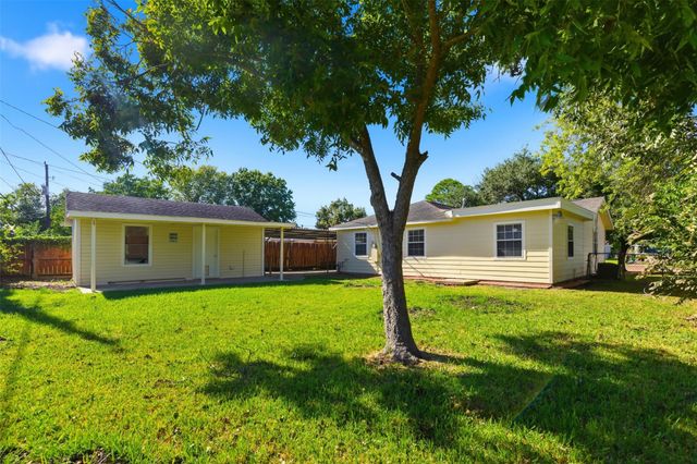 1418 Thomas Avenue, Pasadena, TX 77506
