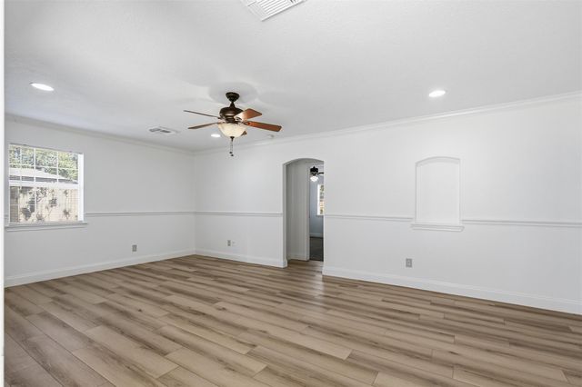 1418 Thomas Avenue, Pasadena, TX 77506