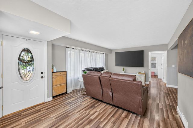 2071 Cedar Avenue, White Bear Lake, MN 55110