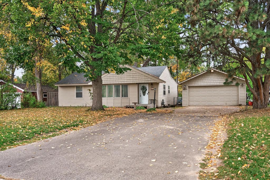 2071 Cedar Avenue, White Bear Lake, MN 55110 — photo 3
