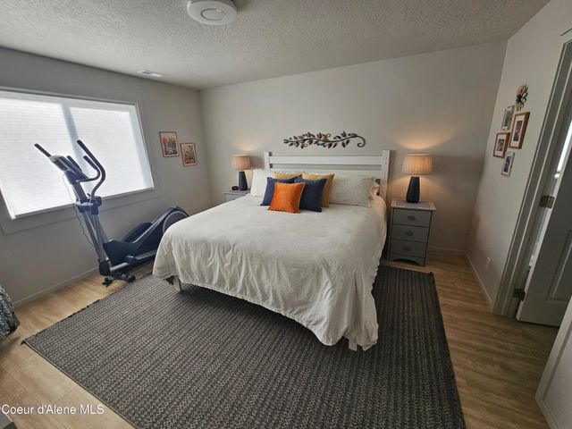 10138 N BELGRAVE LOOP, Hayden, ID 83835