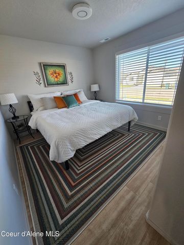 10138 N BELGRAVE LOOP, Hayden, ID 83835