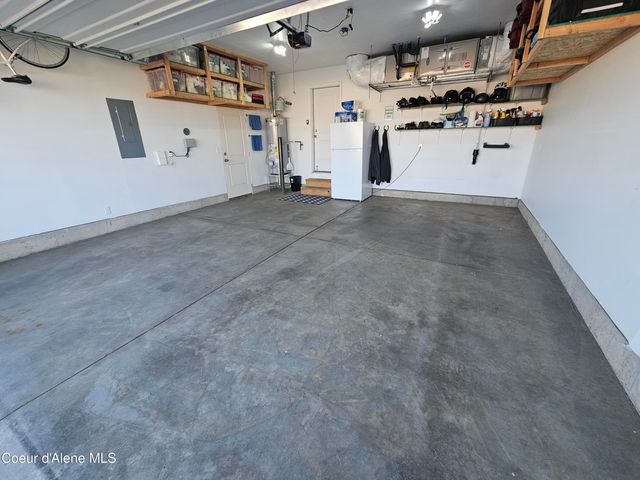 10138 N BELGRAVE LOOP, Hayden, ID 83835