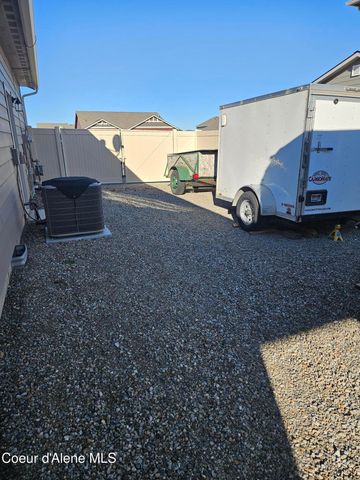 10138 N BELGRAVE LOOP, Hayden, ID 83835