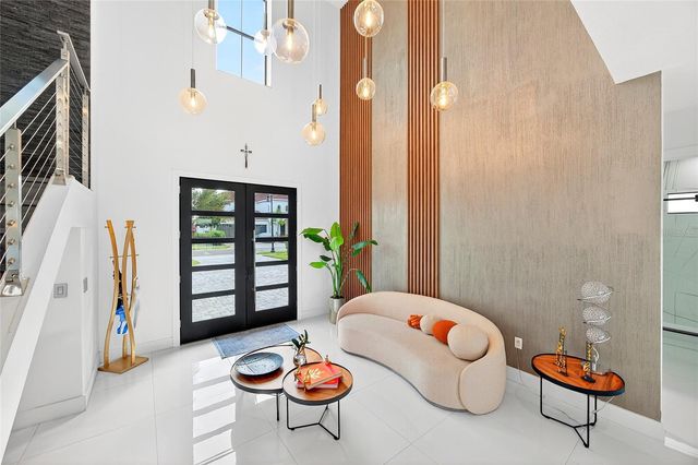 10613 MOBBERLEY CIRCLE, Orlando, FL 32832