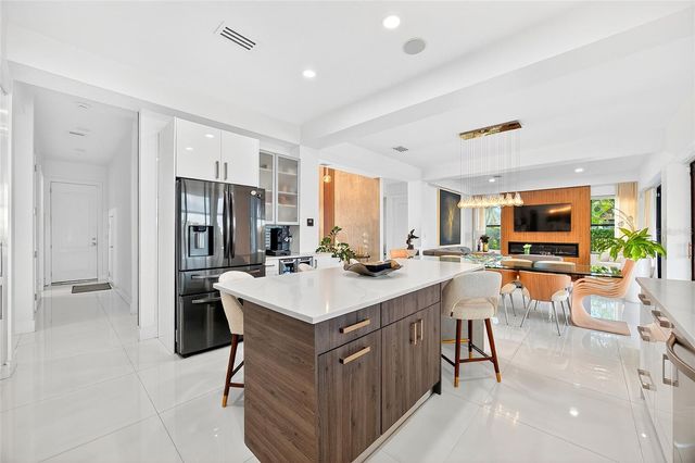 10613 MOBBERLEY CIRCLE, Orlando, FL 32832