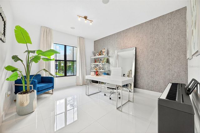 10613 MOBBERLEY CIRCLE, Orlando, FL 32832