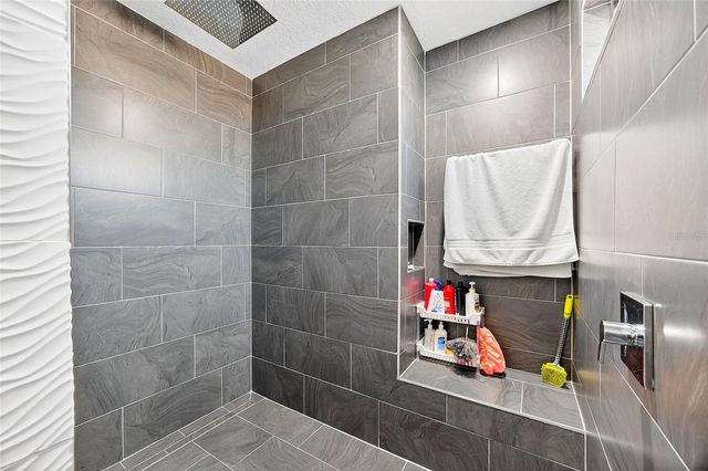 10613 MOBBERLEY CIRCLE, Orlando, FL 32832