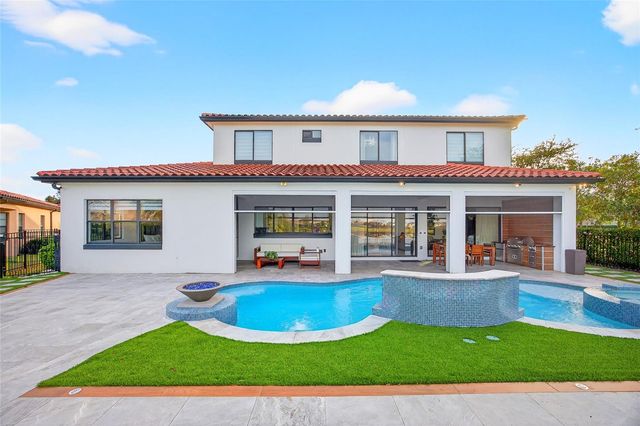 10613 MOBBERLEY CIRCLE, Orlando, FL 32832