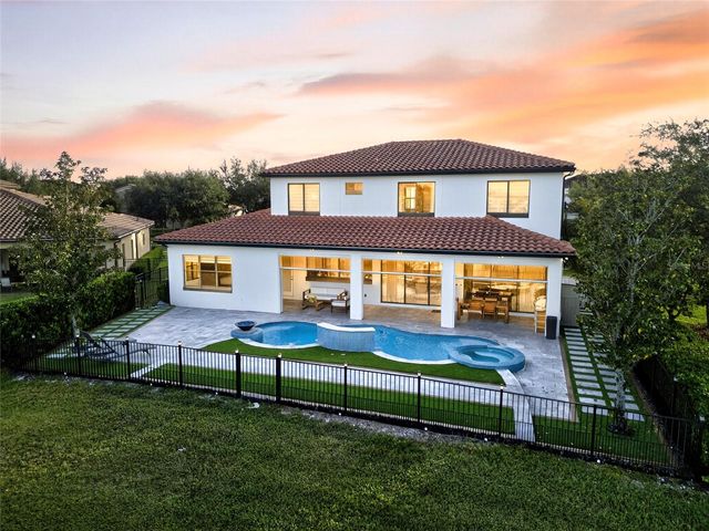 10613 MOBBERLEY CIRCLE, Orlando, FL 32832