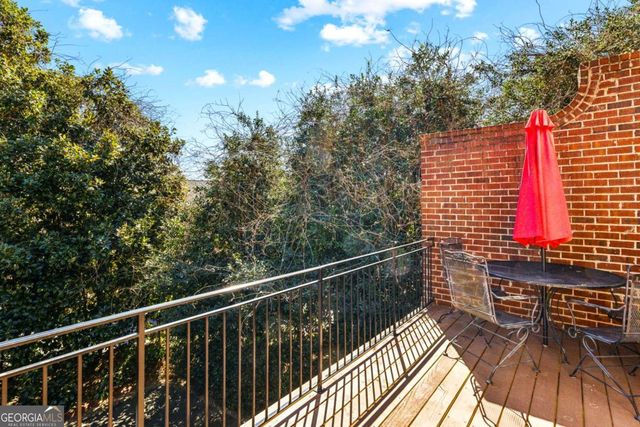 2428 Crescent Park Court, Atlanta, GA 30339