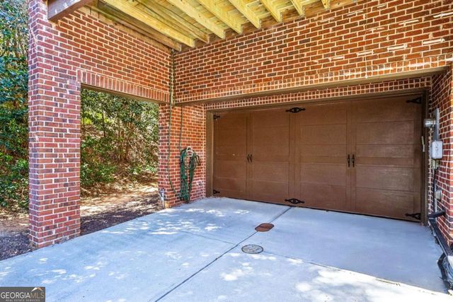 2428 Crescent Park Court, Atlanta, GA 30339