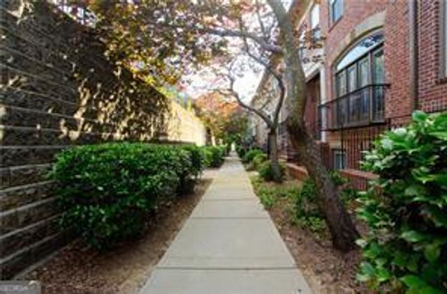 2428 Crescent Park Court, Atlanta, GA 30339