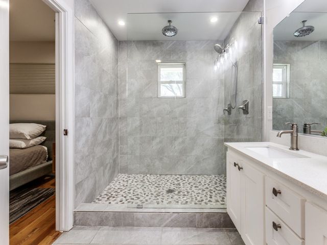 3564 Vinecrest Drive, Dallas, TX 75229