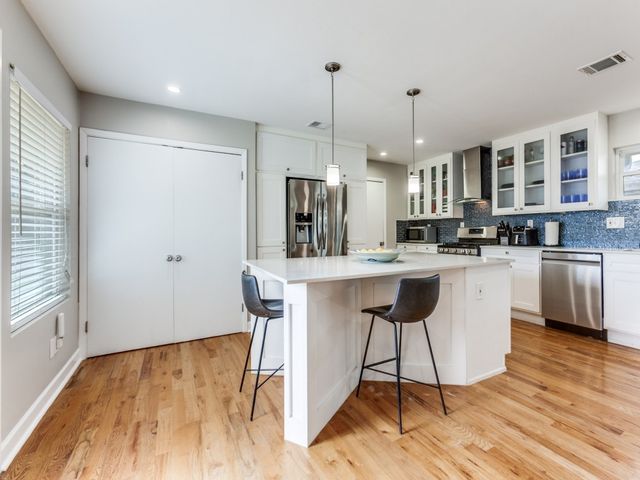 3564 Vinecrest Drive, Dallas, TX 75229