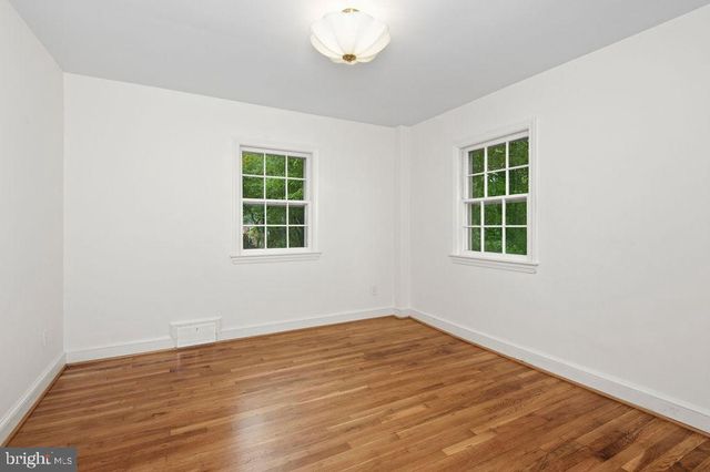 9110 SUDBURY RD, Silver Spring, MD 20901