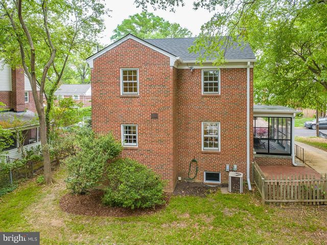 9110 SUDBURY RD, Silver Spring, MD 20901