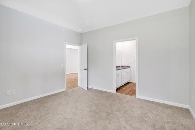 435 Oak Knoll Drive 60, Jacksonville, NC 28546