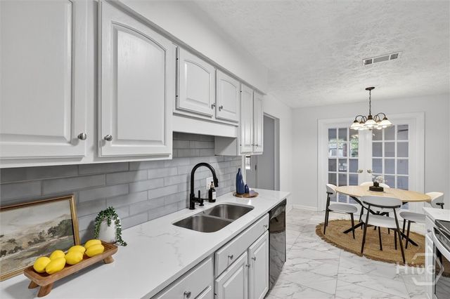 110 W Manta Cove, Savannah, GA 31410