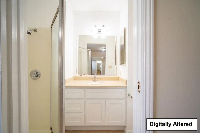 1221 E 19th Street, Oakland, CA 94606
