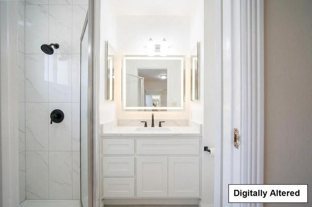 1221 E 19th Street, Oakland, CA 94606