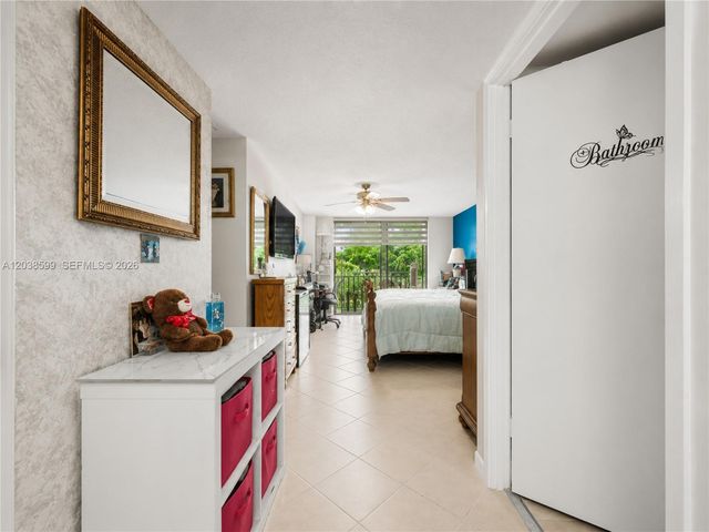 210 174th Street M18, Sunny Isles Beach, FL 33160