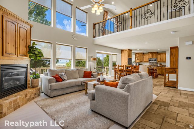 1062 E 1150 ST, Pleasant Grove, UT 84062