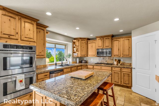 1062 E 1150 ST, Pleasant Grove, UT 84062