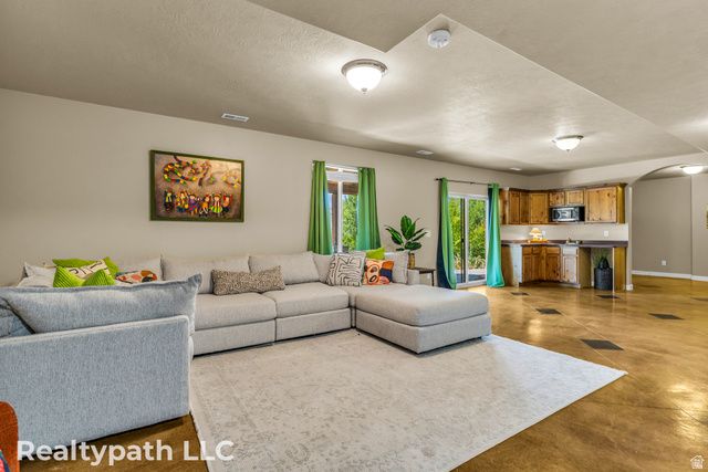 1062 E 1150 ST, Pleasant Grove, UT 84062
