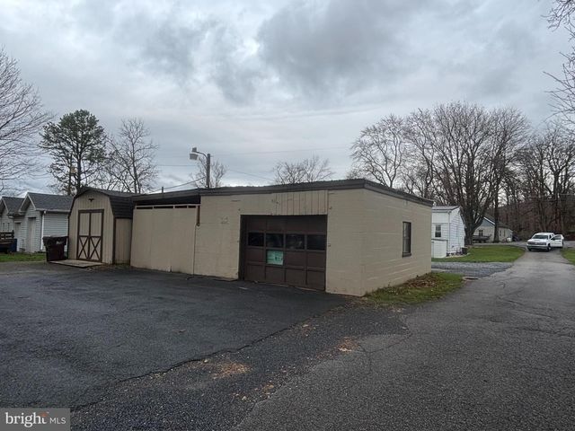 4872 TREHER RD, Fayetteville, PA 17222