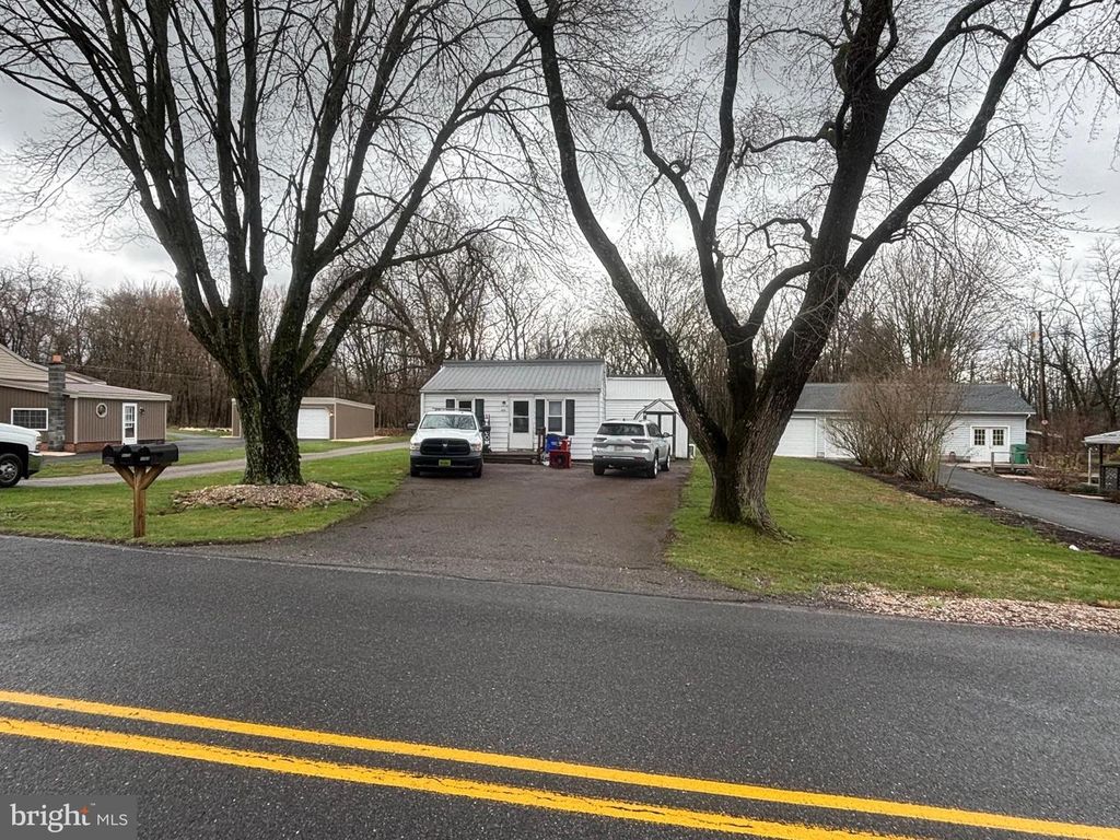 4872 TREHER RD, Fayetteville, PA 17222