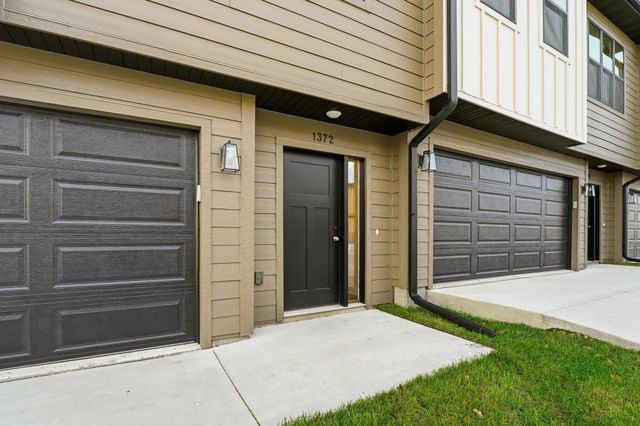 1372 Meadow Rose Place, Waukee, IA 50263