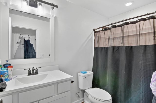 2106 Farm Valley Road, Adrian Twp, MI 49221