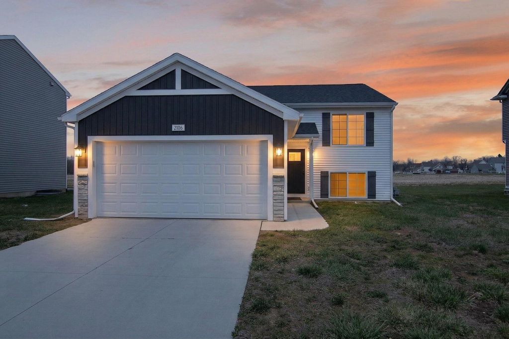 2106 Farm Valley Road, Adrian Twp, MI 49221