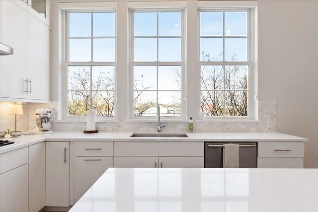 4129 Runyon Road, Addison, TX 75001